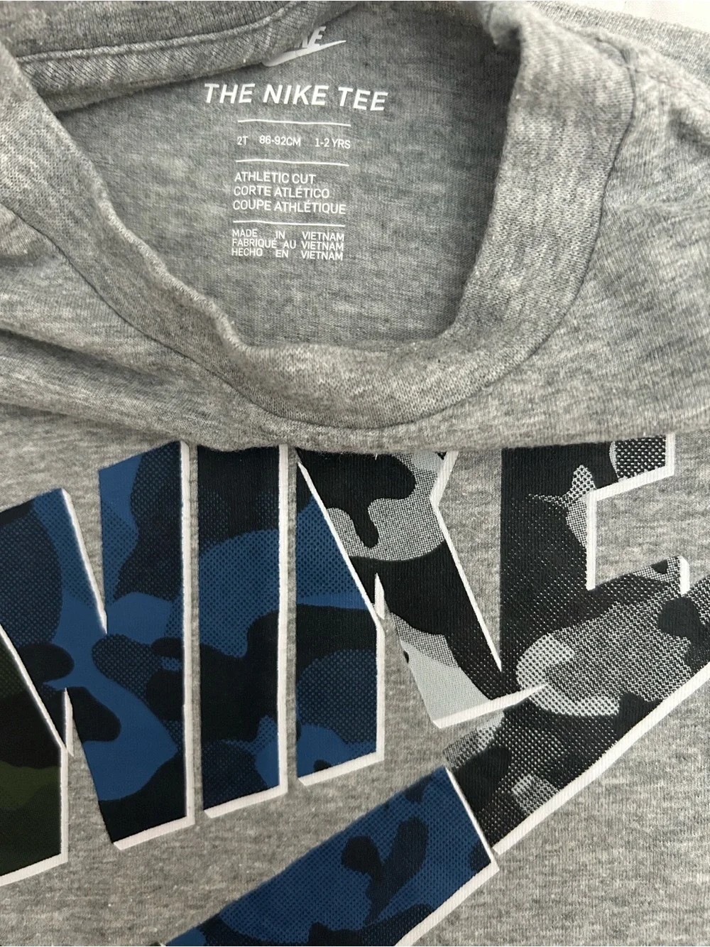 Nike Boys Gray and White Baseball Graphic Top Bundle Size 2T